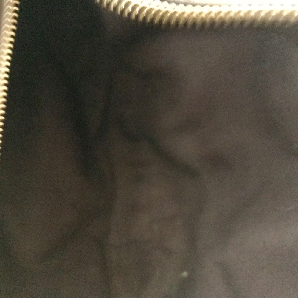 ‼️ GUCCI CRESCENT BAG ‼️ HARD TO FIND - Picture 5 of 8